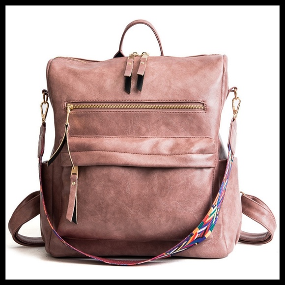 SOLD 🦋 Backpack - Picture 6 of 8